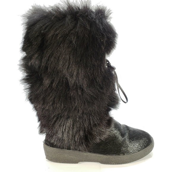 oscar de la renta fur boots